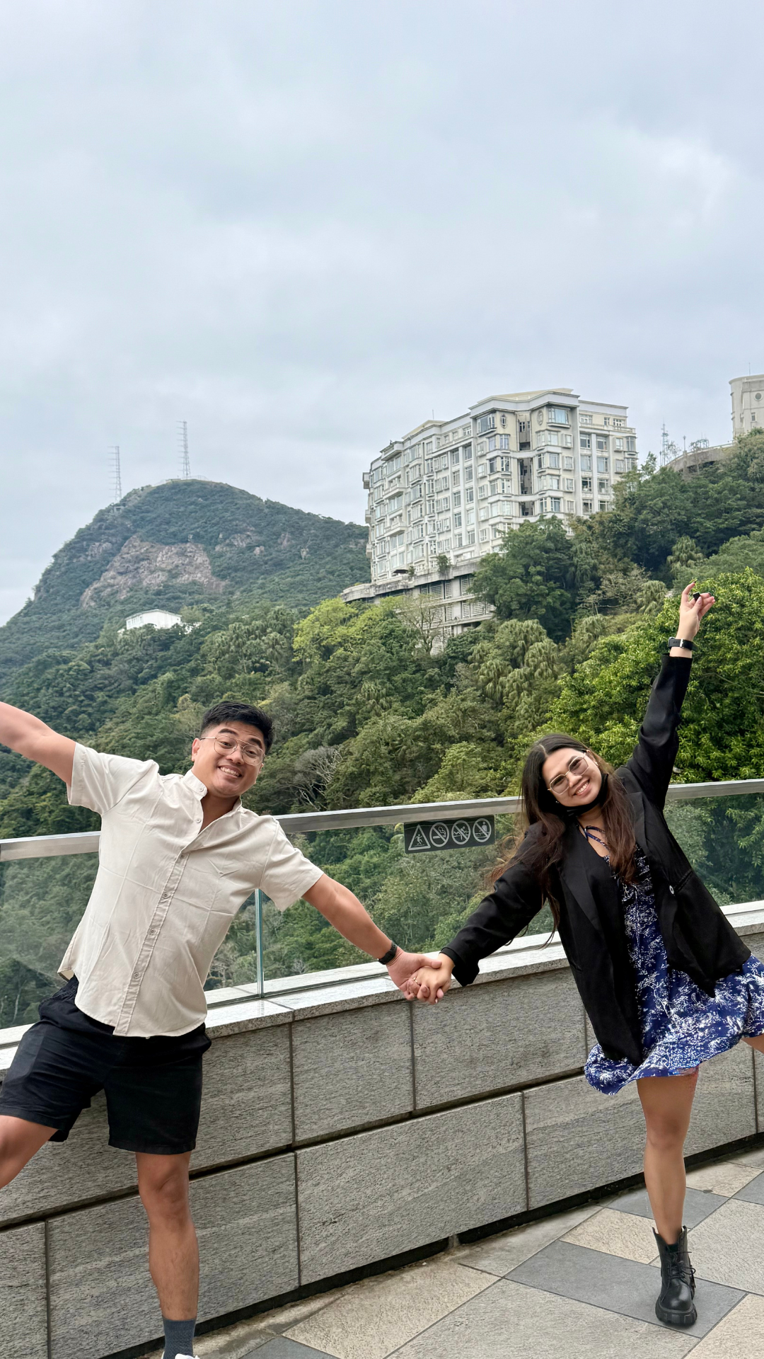 Black and White Organic Wedding Instagram Story (5)