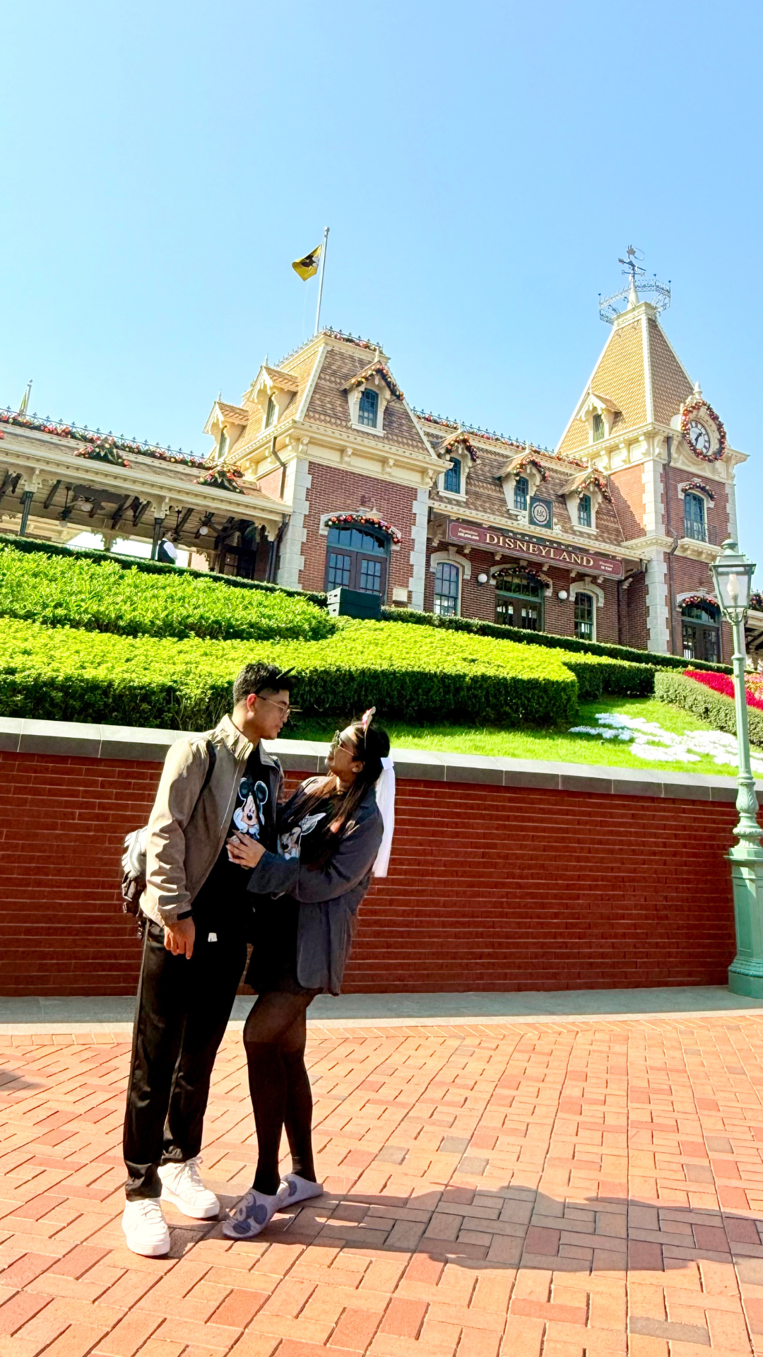 Black and White Organic Wedding Instagram Story (9)